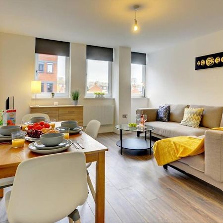 Modern & Stylish 2Br Apartment - Queens House Coventry Exterior foto
