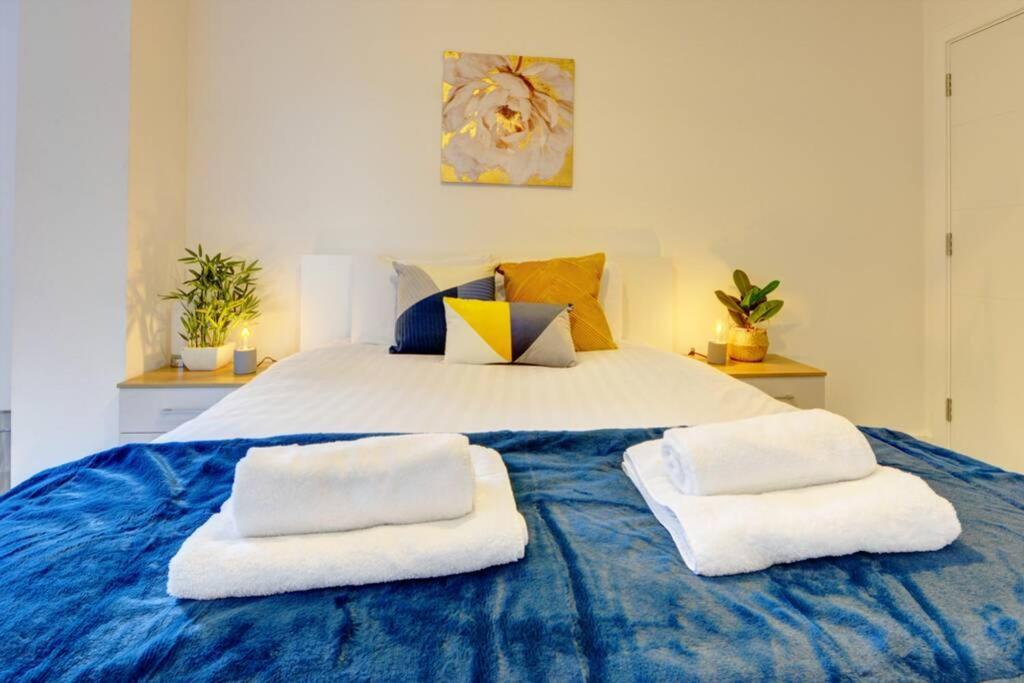 Modern & Stylish 2Br Apartment - Queens House Coventry Exterior foto